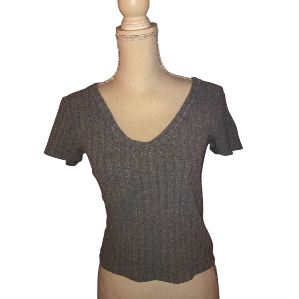 Volcom Charcoal V-Neck Ribbed Cut-Off Tee - Picture 1 of 8
